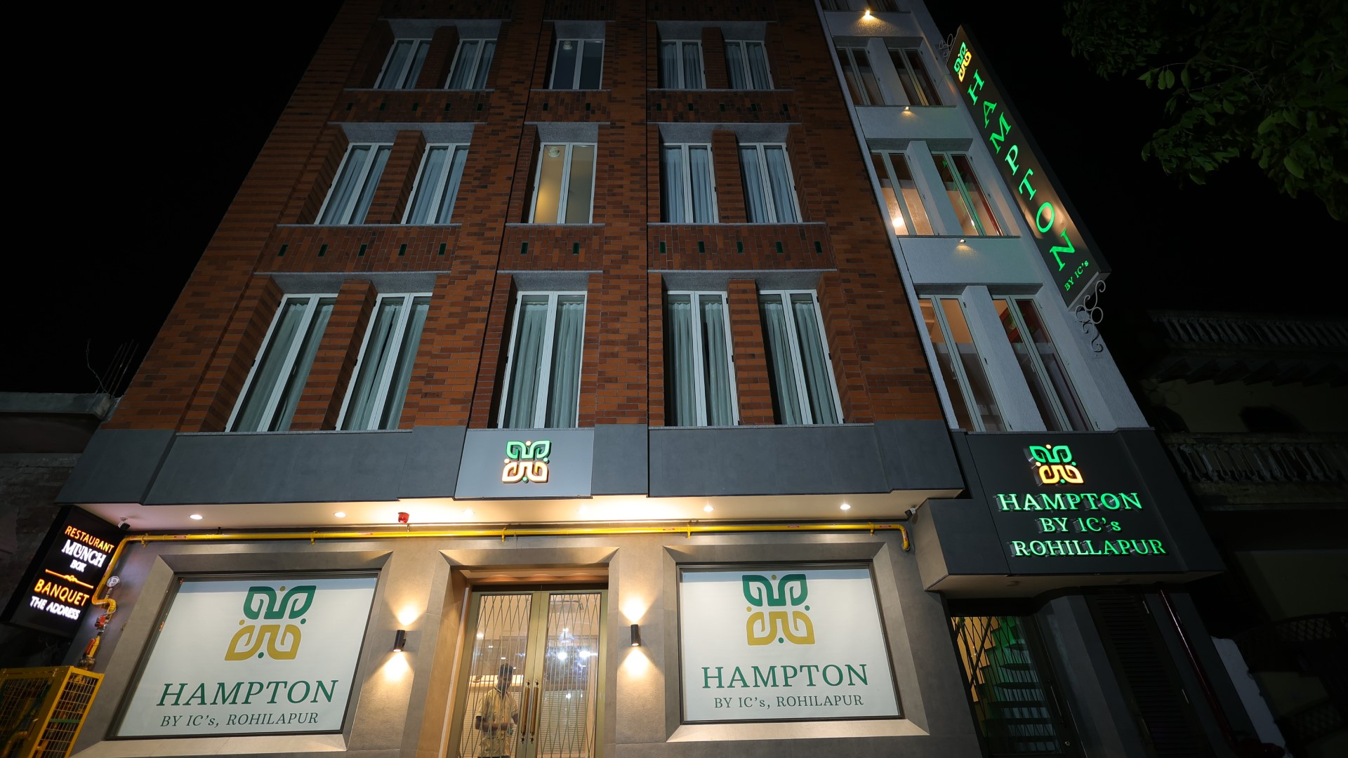 Hampton By IC's - Rohillapur Slider 3